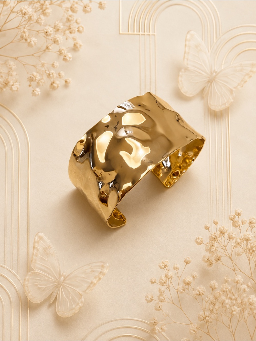 🆕❤️Hammered Gold Wide Cuff Bracelet - Women Jewelry